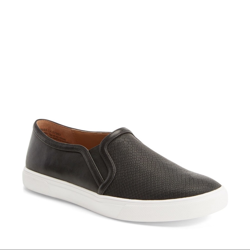 Halogen Turner Slip-On Black Leather Sneakers